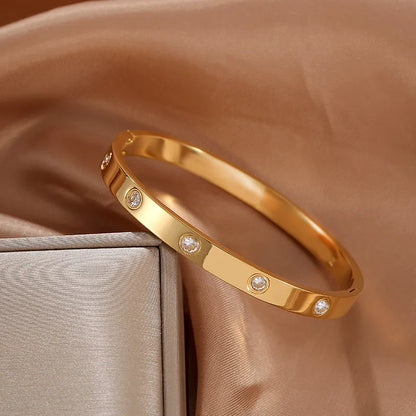 Brazalete de Oro de 18k con Circonia Cúbica
